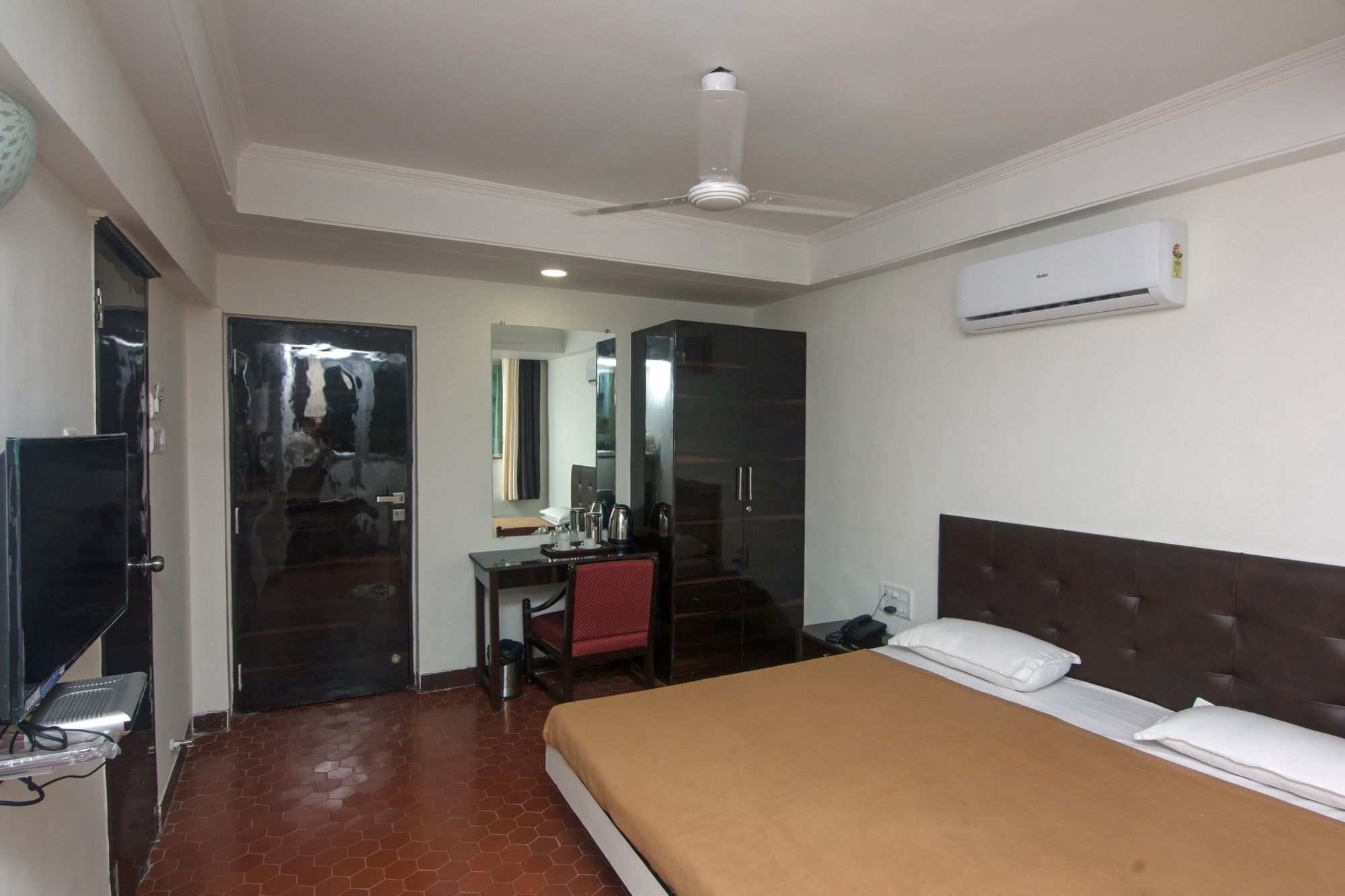 Oyo 9806 Hotel Arvi Lonavala Exterior foto